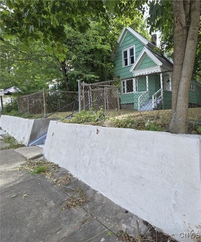 206 Lamont Avenue, Geddes, NY 13209