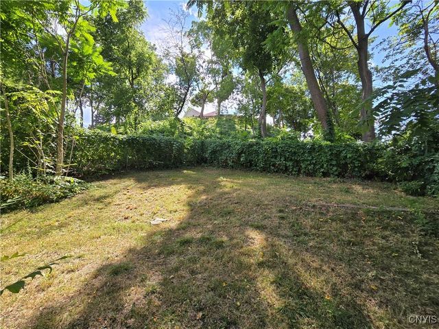 206 Lamont Avenue, Geddes, NY 13209