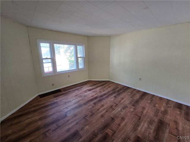 206 Lamont Avenue, Geddes, NY 13209