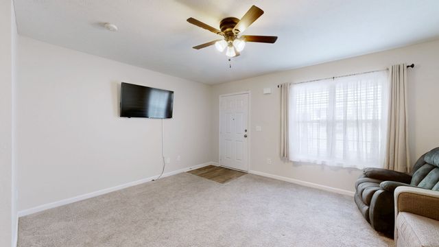 1016 Arlene Dr, La Vergne, TN 37086