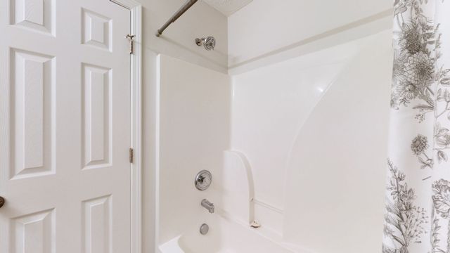 1016 Arlene Dr, La Vergne, TN 37086