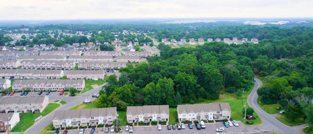 1016 Arlene Dr, La Vergne, TN 37086
