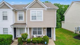1016 Arlene Dr, La Vergne, TN 37086