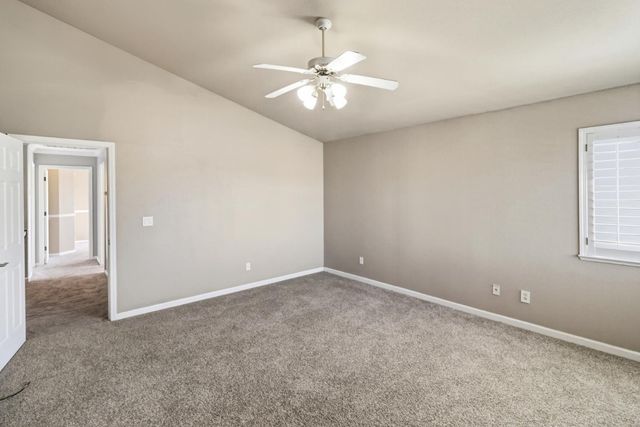 9021 Hooded crane Ct, Sacramento, CA 95829