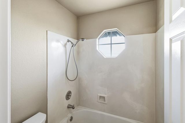 9021 Hooded crane Ct, Sacramento, CA 95829