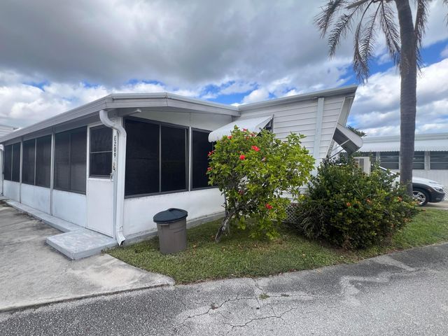 209 Eagle Drive E E, Briny Breezes, FL 33435