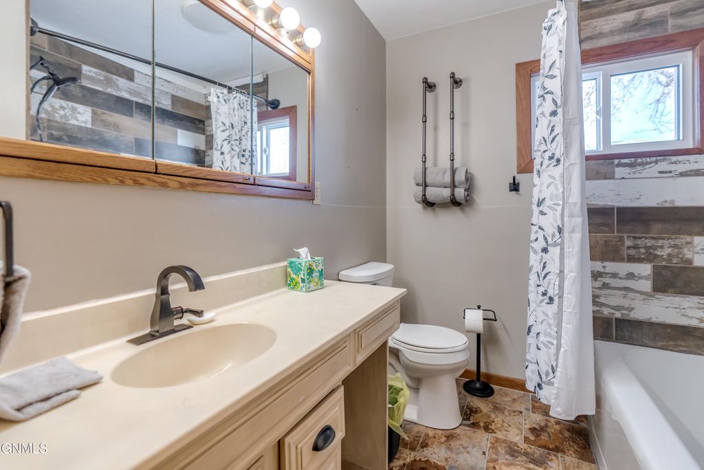 212 C Avenue W, McClusky, ND 58463 photo 27