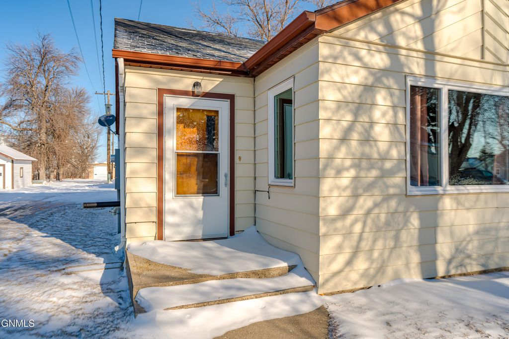 212 C Avenue W, McClusky, ND 58463 photo 46