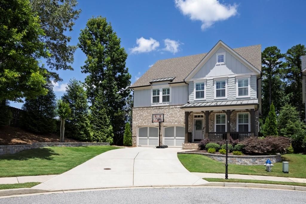 208 Marlow Drive, Woodstock, GA 30188
