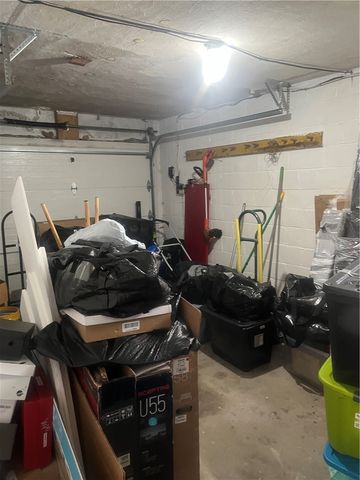 206 Camfield St, Bon Air, PA 15210