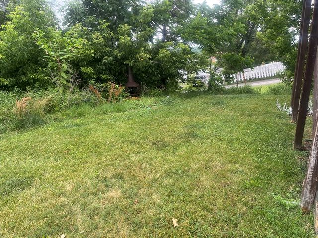 206 Camfield St, Bon Air, PA 15210