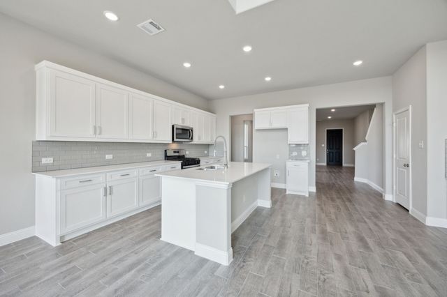 611 Parrino Parkway, Princeton, TX 75407