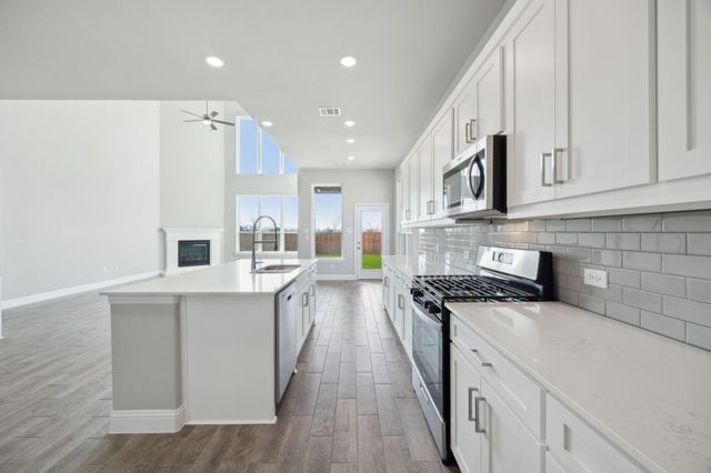 611 Parrino Parkway, Princeton, TX 75407