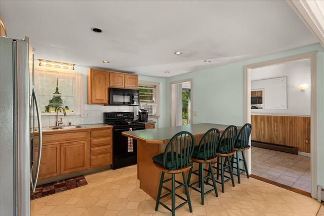 8 Clay Pond Road, Monument Beach, MA 02553