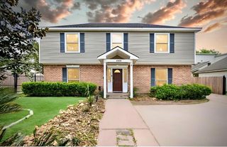 11319 Briar Forest Drive, Houston, TX 77077