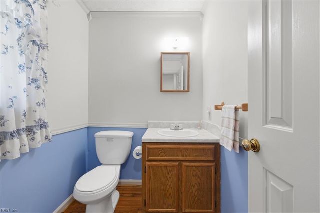 27 Bonney LN, Hampton, VA 23669