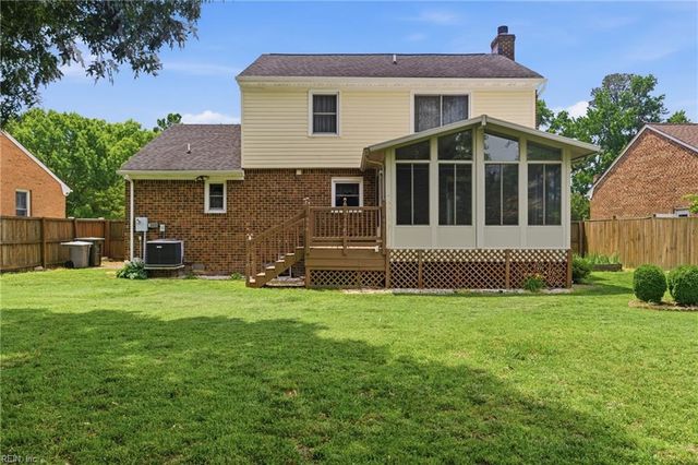 27 Bonney LN, Hampton, VA 23669