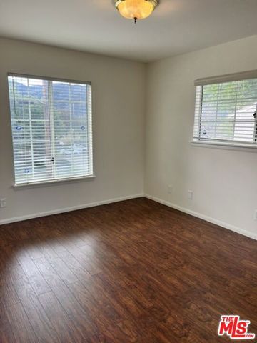 2561 Mayfield Avenue, Montrose, CA 91020