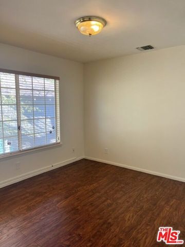 2561 Mayfield Avenue, Montrose, CA 91020