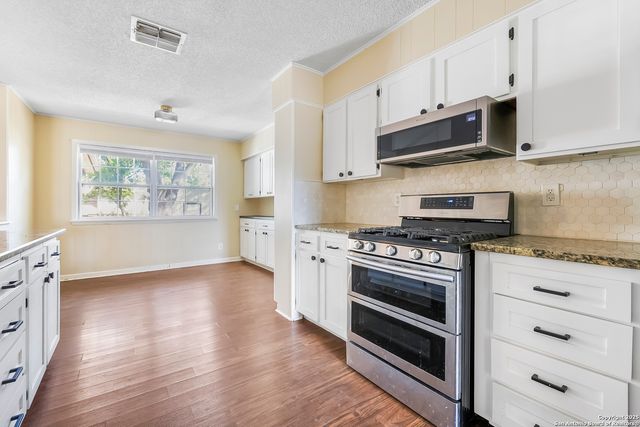 4023 Bentway, San Antonio, TX 78217