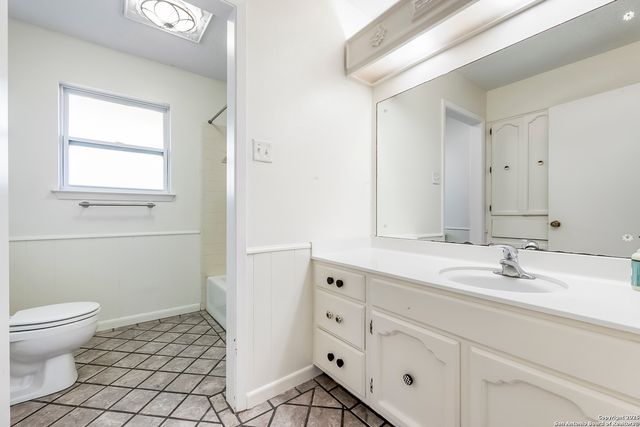 4023 Bentway, San Antonio, TX 78217