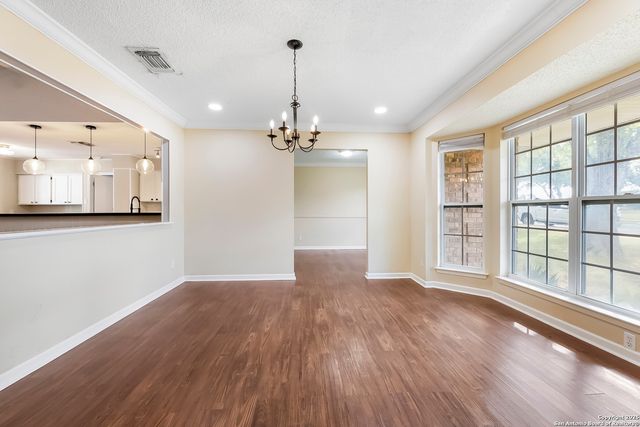 4023 Bentway, San Antonio, TX 78217