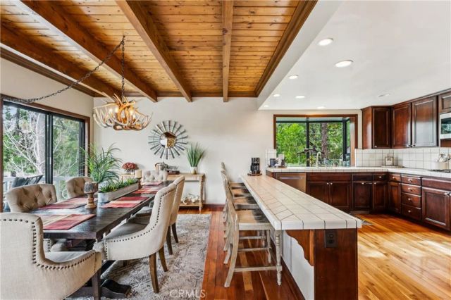 892 Nadelhorn Drive, Lake Arrowhead, CA 92352