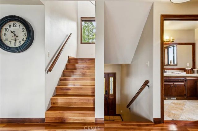 892 Nadelhorn Drive, Lake Arrowhead, CA 92352