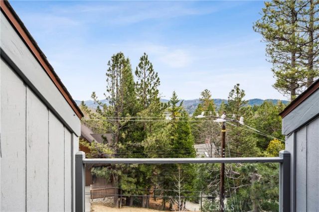 892 Nadelhorn Drive, Lake Arrowhead, CA 92352
