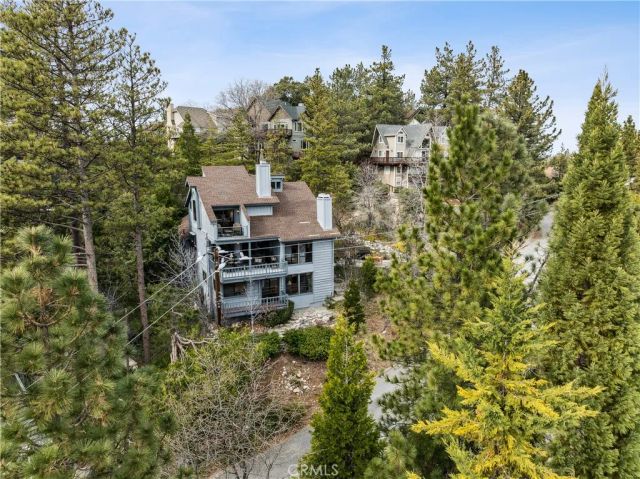 892 Nadelhorn Drive, Lake Arrowhead, CA 92352