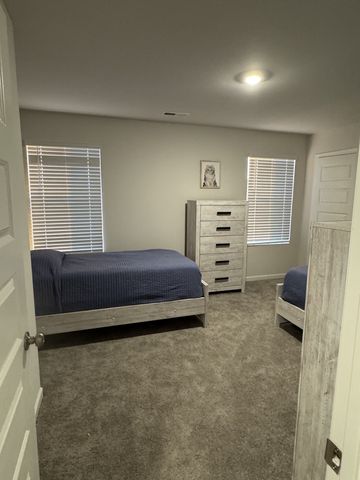 901 Moray Ln, Clarksville, TN 37043