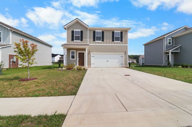 901 Moray Ln, Clarksville, TN 37043