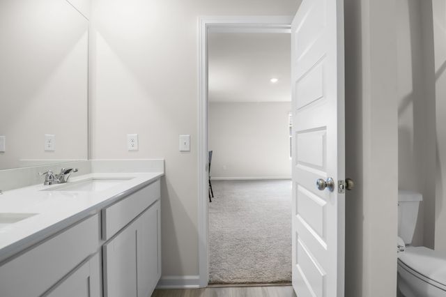 901 Moray Ln, Clarksville, TN 37043