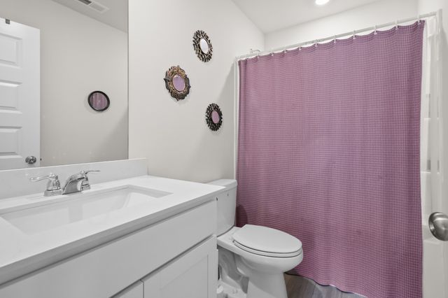 901 Moray Ln, Clarksville, TN 37043