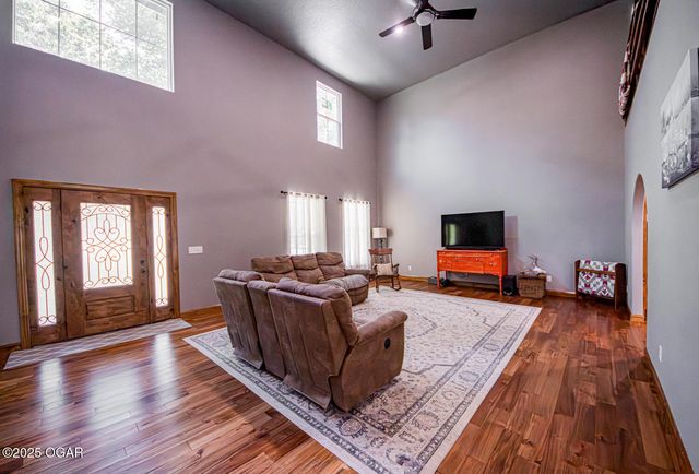 11279 B Holly Road, Neosho, MO 64850