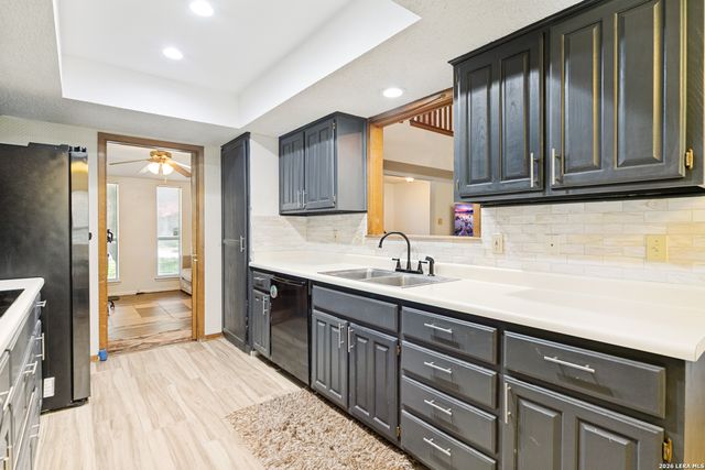 4518 Meredith Woods St, San Antonio, TX 78249