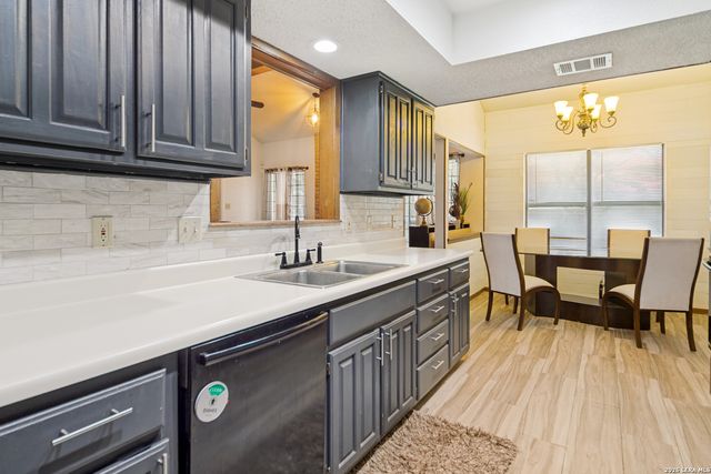 4518 Meredith Woods St, San Antonio, TX 78249