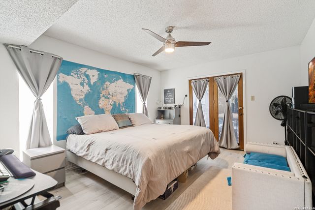 4518 Meredith Woods St, San Antonio, TX 78249