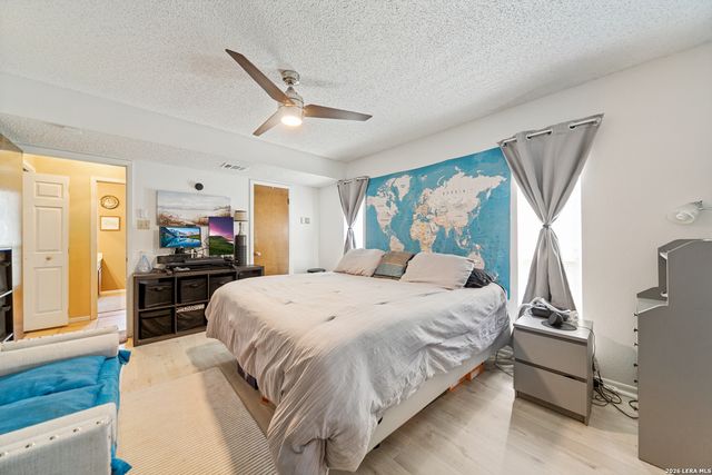 4518 Meredith Woods St, San Antonio, TX 78249