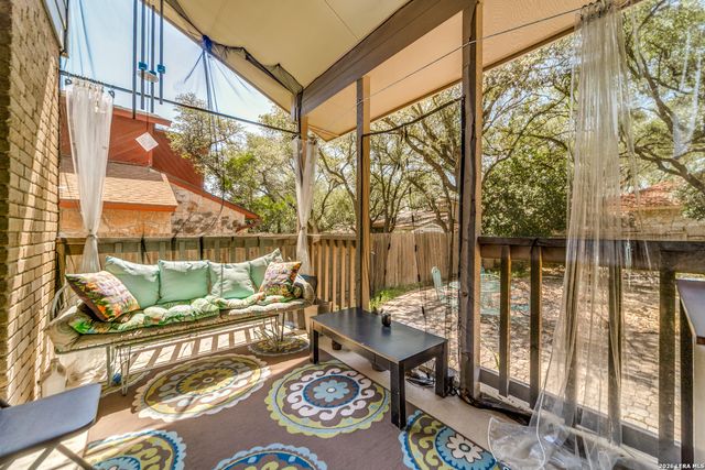 4518 Meredith Woods St, San Antonio, TX 78249