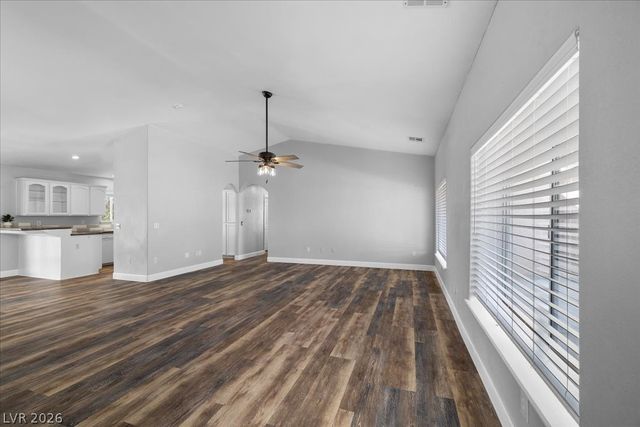 901 Laguna Street, Pahrump, NV 89048
