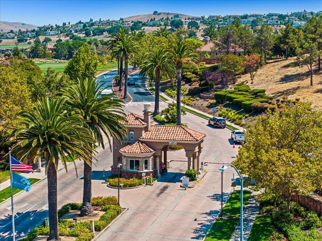 6035 Whitehaven Court, San Jose, CA 95138