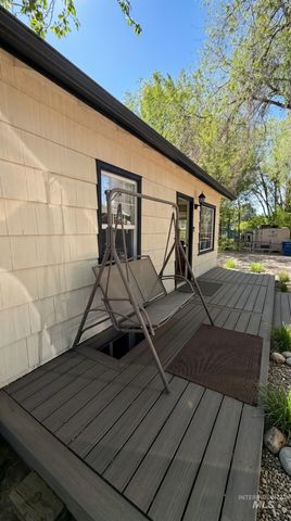 1034 Maurice St, Twin Falls, ID 83301