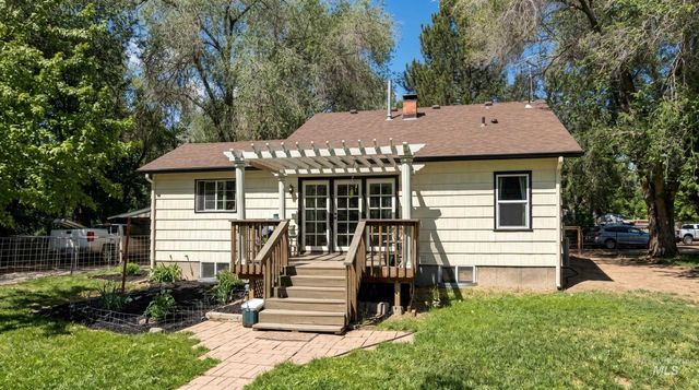 1034 Maurice St, Twin Falls, ID 83301