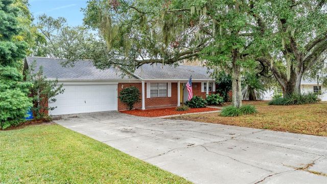 1945 SUZANNE LANE, Lakeland, FL 33813