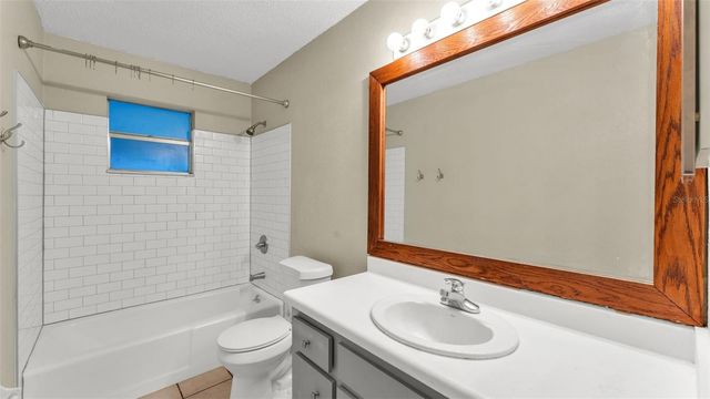 1945 SUZANNE LANE, Lakeland, FL 33813