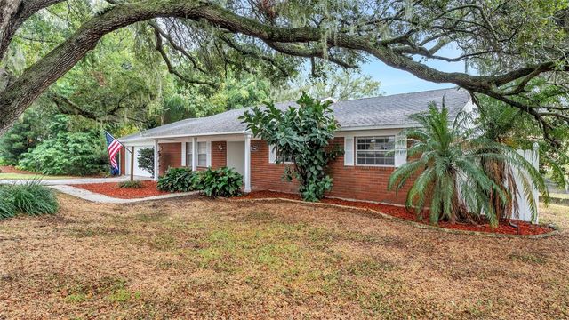 1945 SUZANNE LANE, Lakeland, FL 33813
