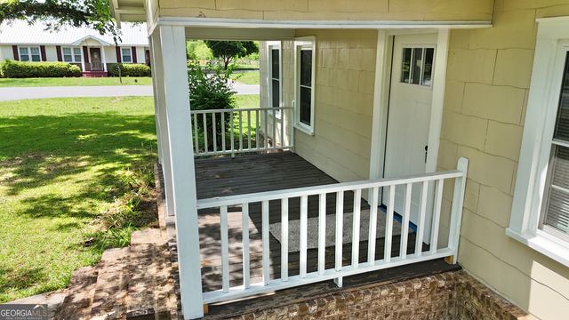 614 S Tillman Street, Glennville, GA 30427