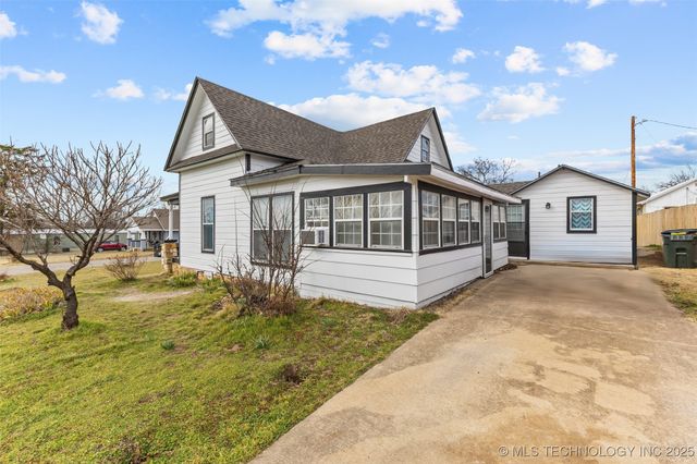 128 W Tahlequah, Sulphur, OK 73086