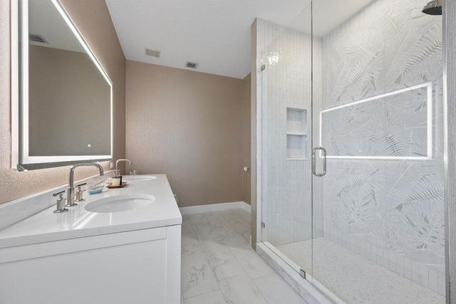 14371 Wellington Trace, Wellington, FL 33414